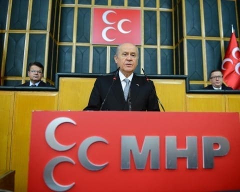 mhp-ve-turk-siyasetinde-beklenen-yeni-dalga-hareketleri