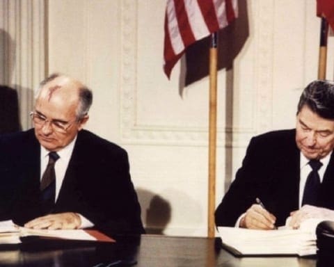 yeni-orta-menzilli-nukleer-anlasma-inf-treaty-sorunu